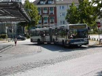 Wg.318 vom Typ MB O405GN2 des Stadtverkehr Lbeck dreht seine Runde am Zob in Lbeck.